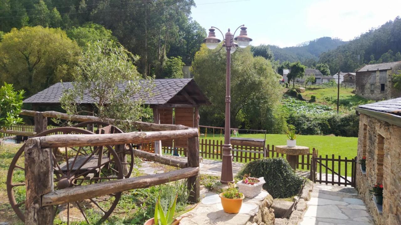 A Casa Das Augas Mondoñedo Exteriér fotografie